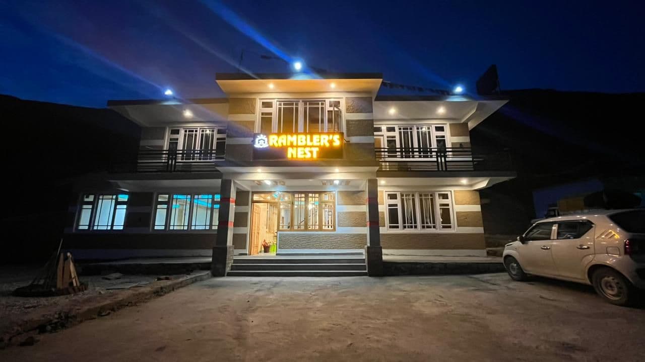 Mountain Homestay w/ Valley Views & Meals, HP in Sissu, HP 1