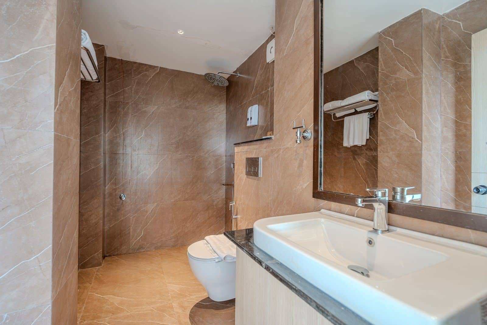 Waterfall Base Rooms w/ Delicious Meals, Meghalaya - Jowai photo 4