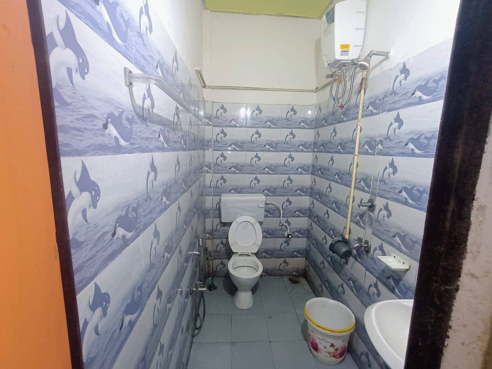 Warm Hospitality Guesthouse w/Clean Rooms, Assam - Guwahati photo 4