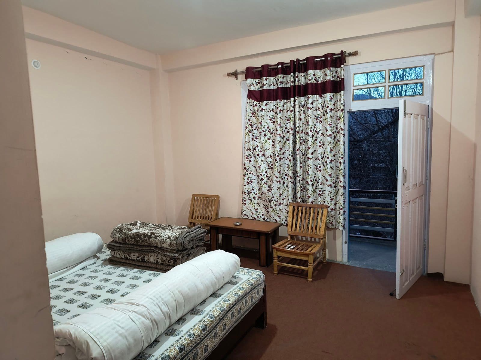 Homestay by Lake w/ Village Walks, HP in Nako, HP 2