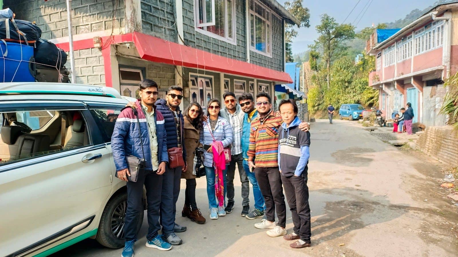 Home with Majestic Mountain Views - Takdah photo 5