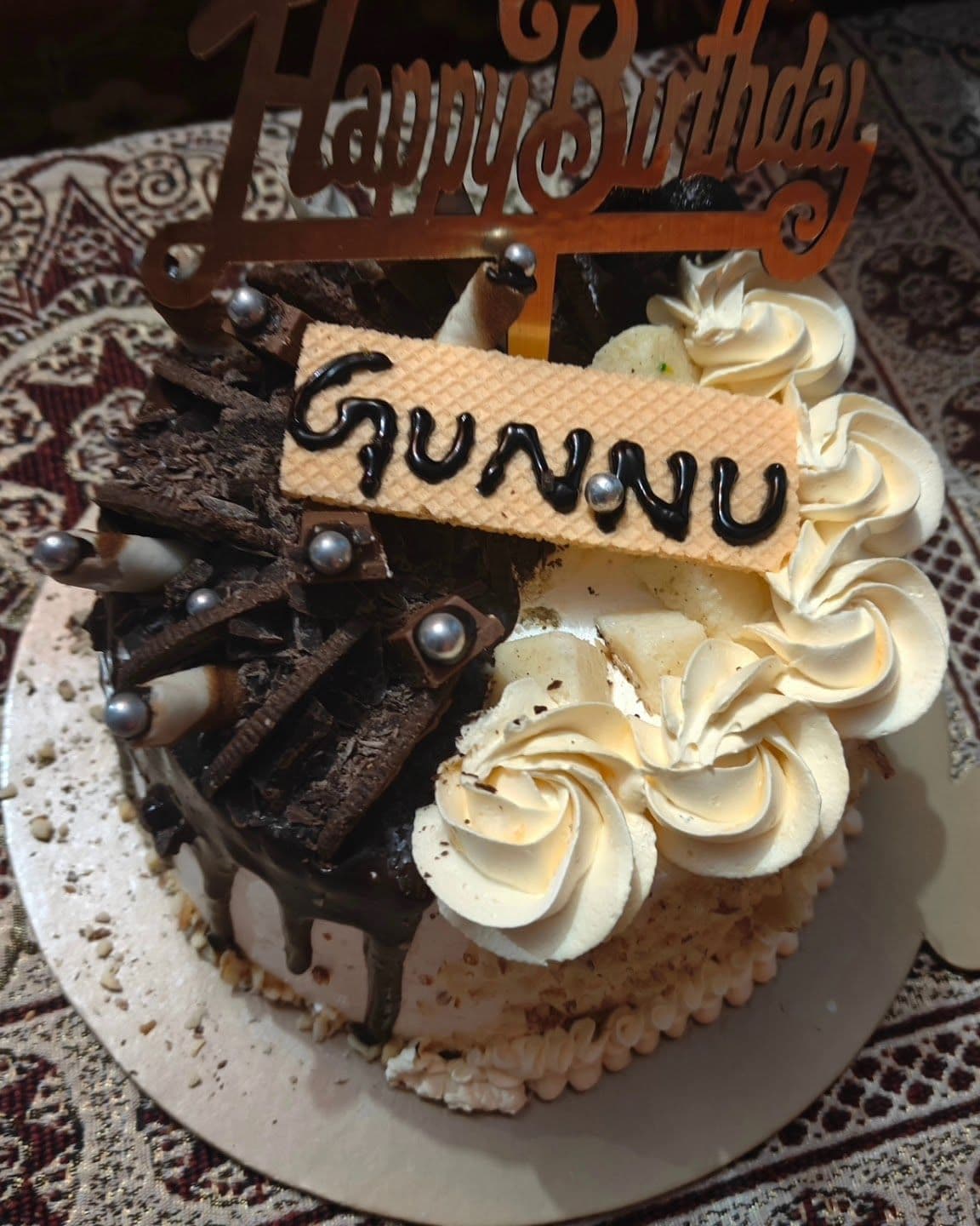 3BR Homestay w/ Modern Style & Meals, HP in Badhalag, HP 2