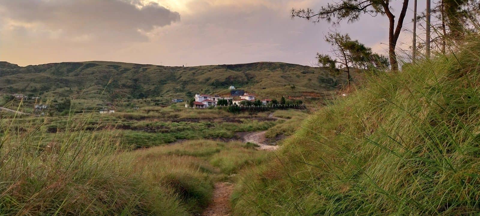 EV Charging Stay w/ Sunset Views & Garden, ME - Mawsynram photo 4