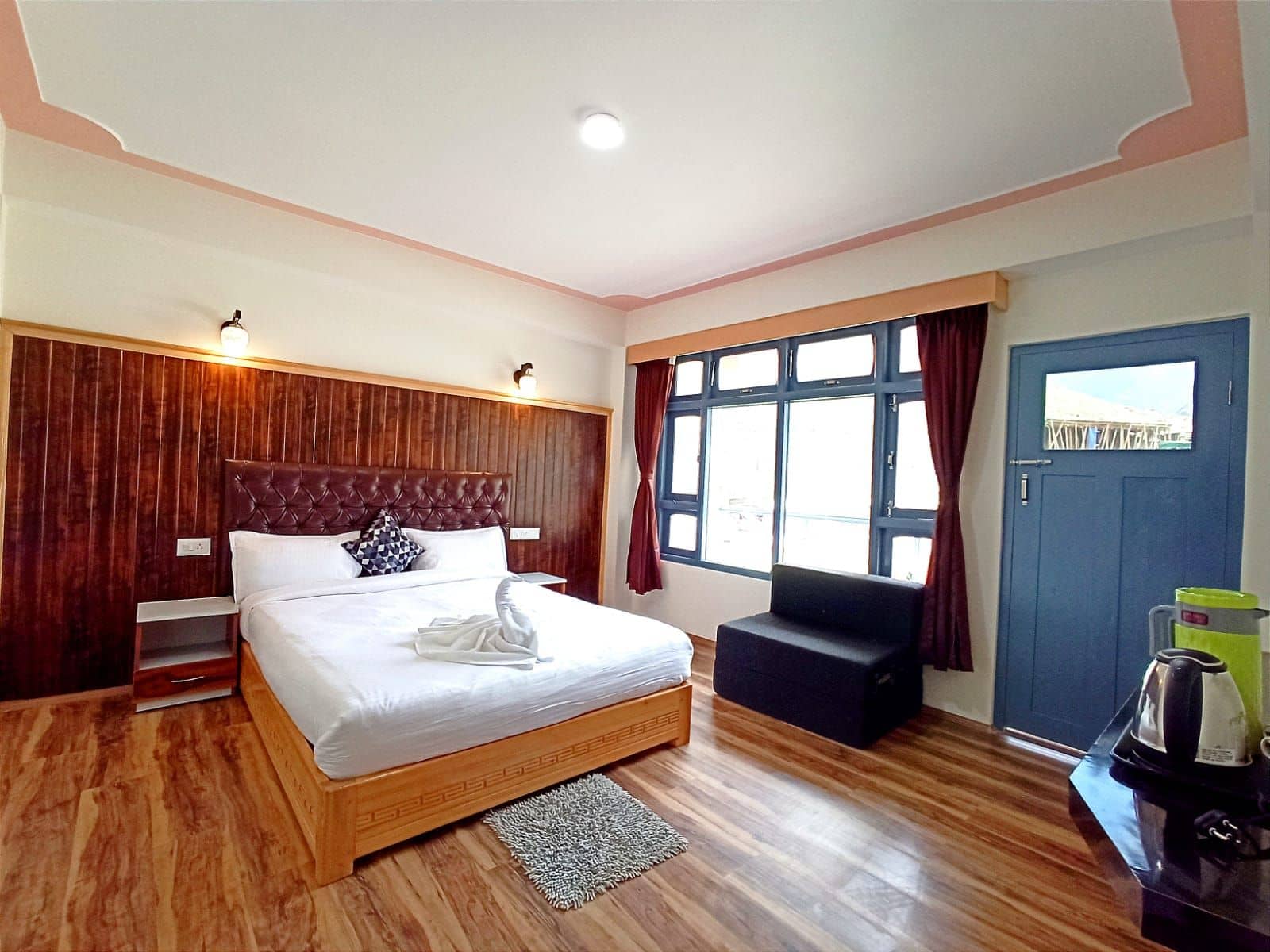 Impeccable Service & Snow View Hotel w/ Veg Meals, - Lachung photo 5