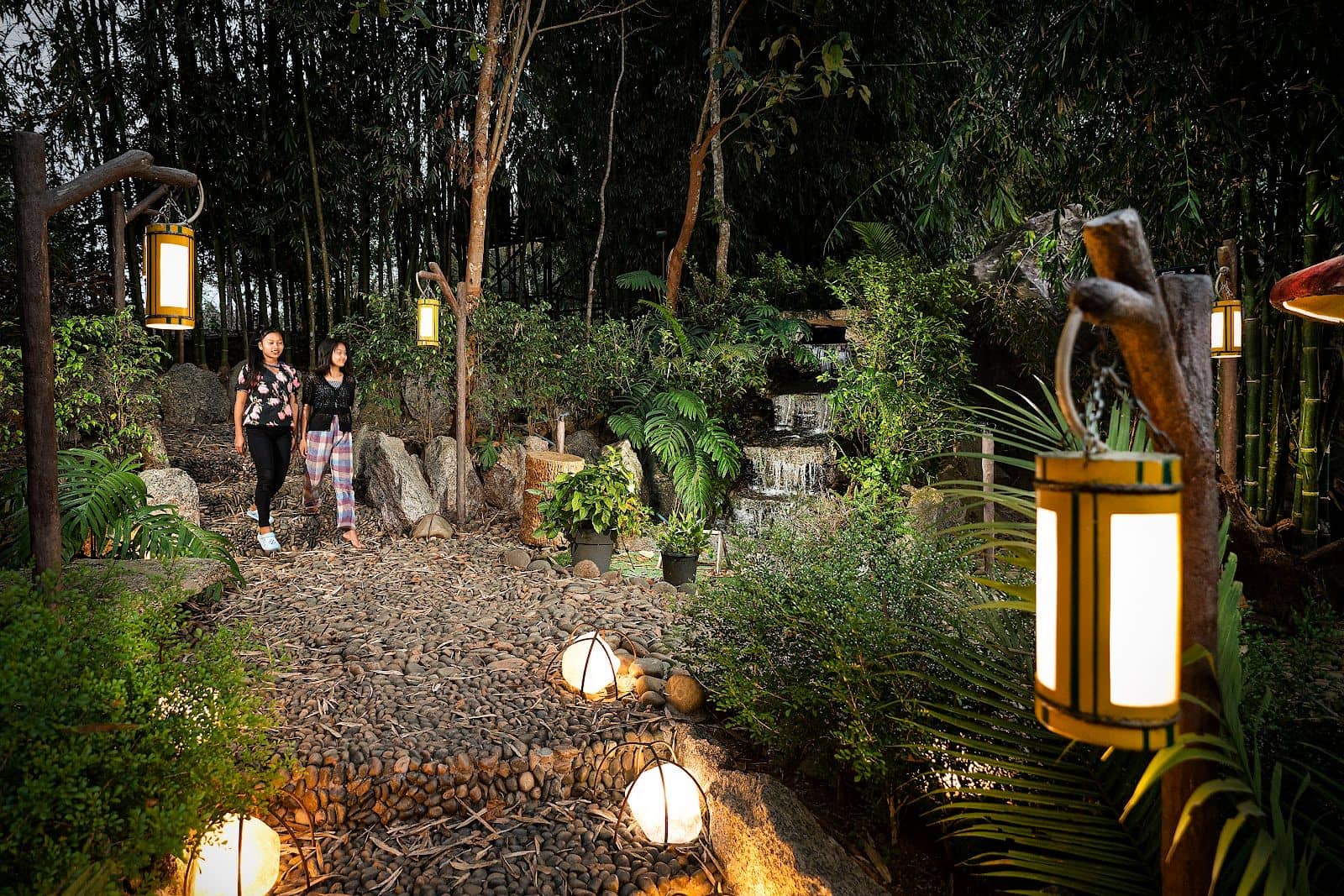 Riverside Resort with Pool & Cozy Cottages - Ri Bhoi photo 5