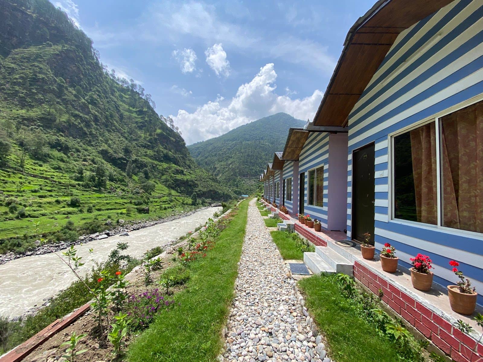Riverside Homestay w/ Bonfire & Meals, Uttarakhand - Bhatwari, Uttarakhand