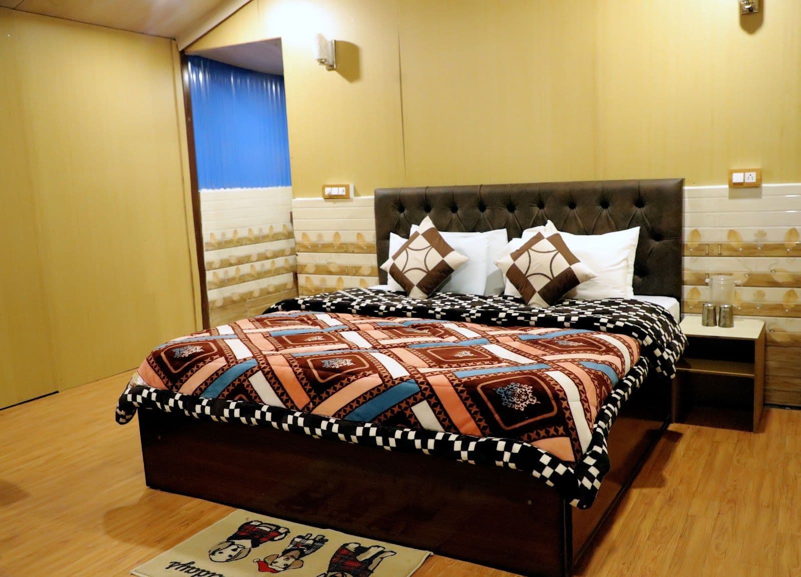 Hilltop Homestay w/ 360 Views & Bonfire, UK in Chakrata, UK 1