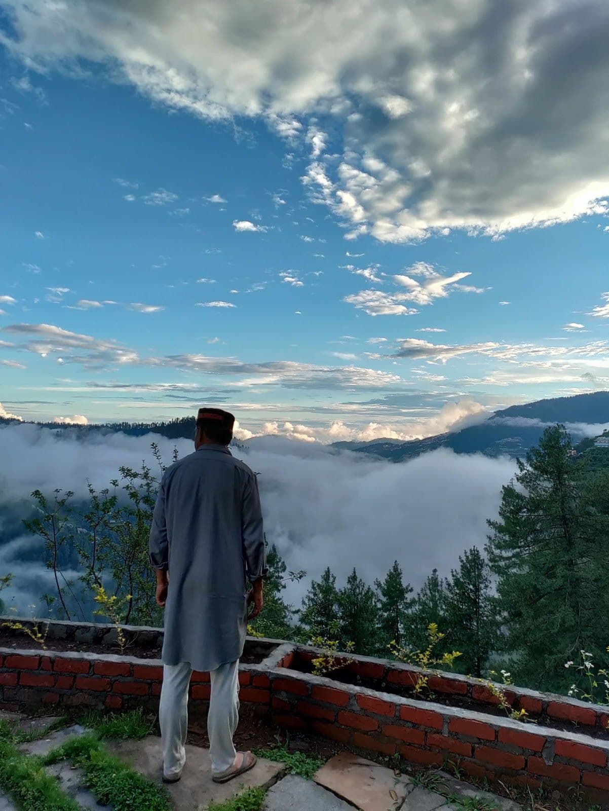 Hilltop Homestay w/ Home Meals & Views, HP in Narkanda, HP 5