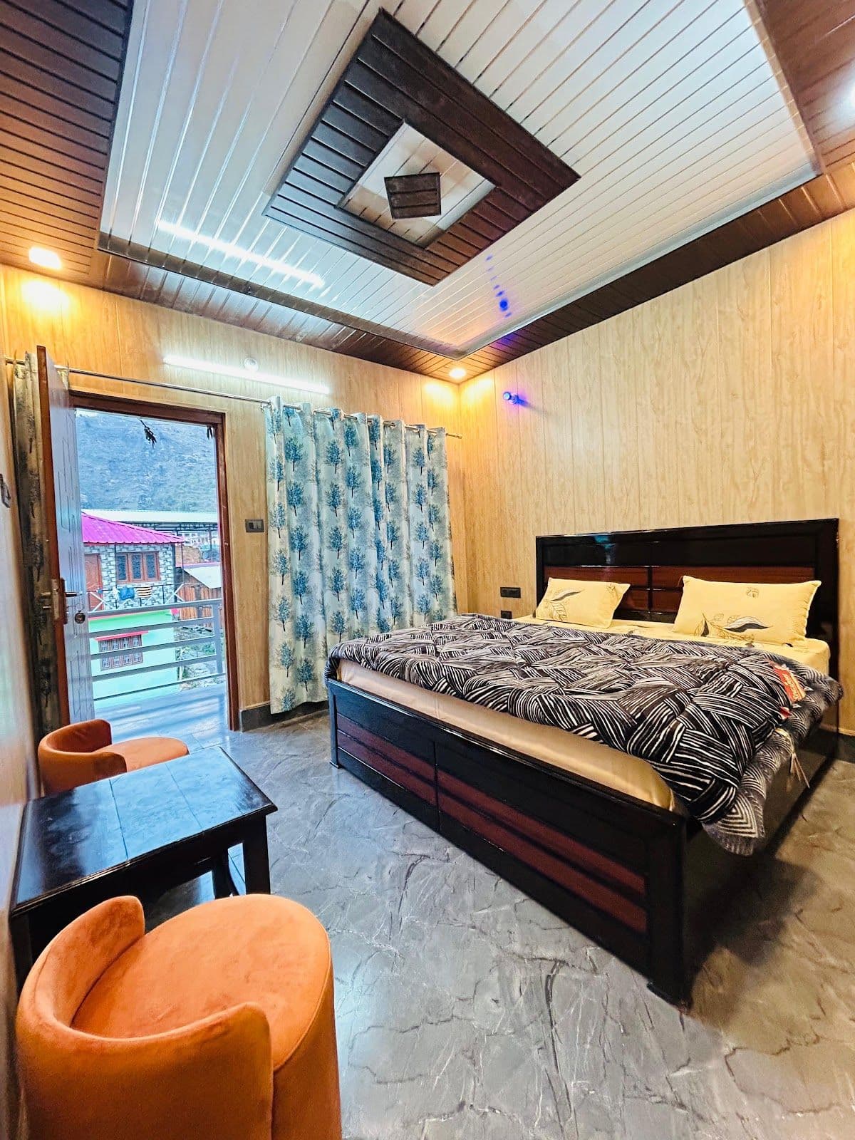 Homestay w/ Home Meals & Views, Uttarakhand in Beef, Uttarakhand 2