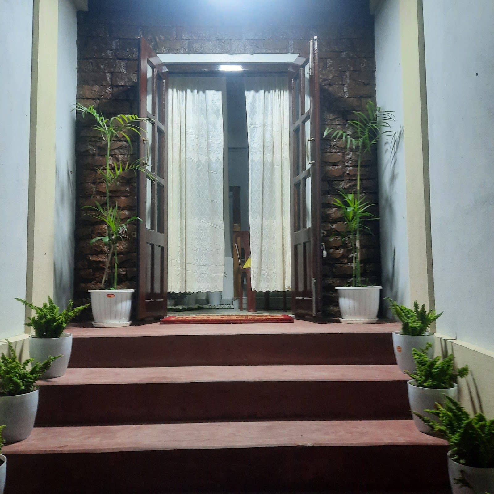 Stunning Views Homestay: Balcony Sunrises - Cherrapunji photo 4