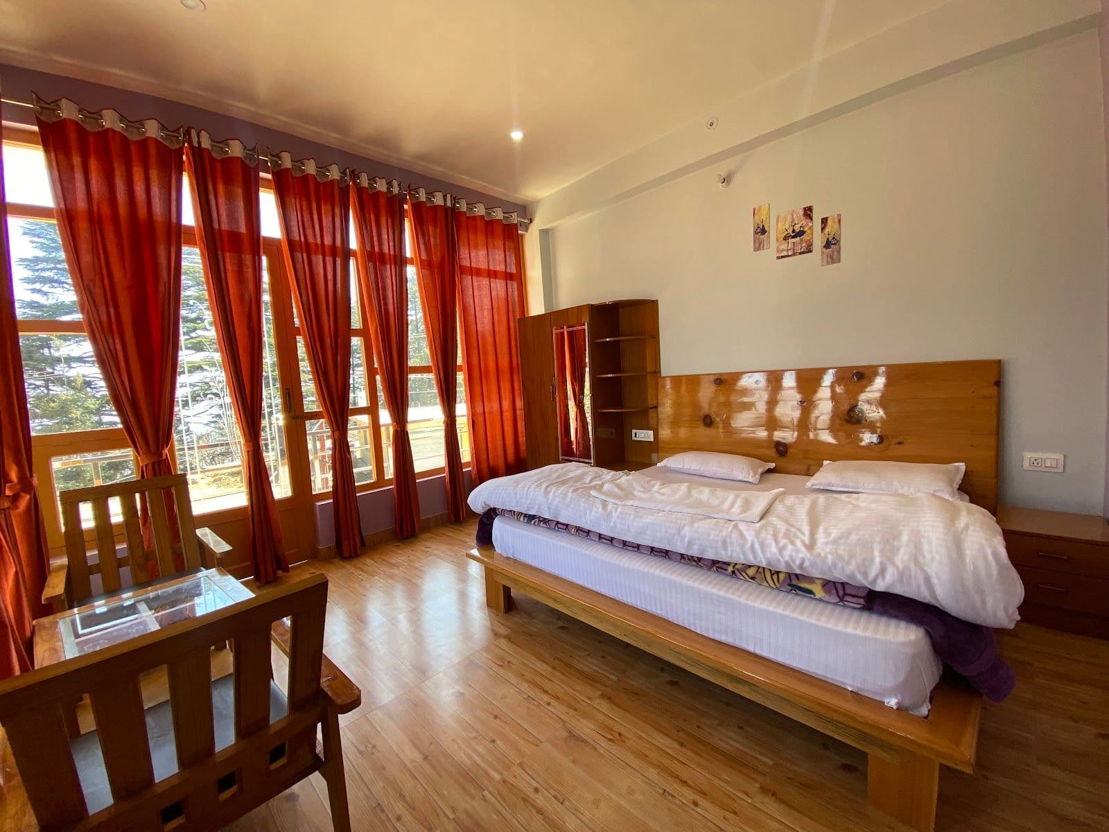 Panchachuli View Homestay w/ Home Meals in Munsyari, Uttarakhand 2