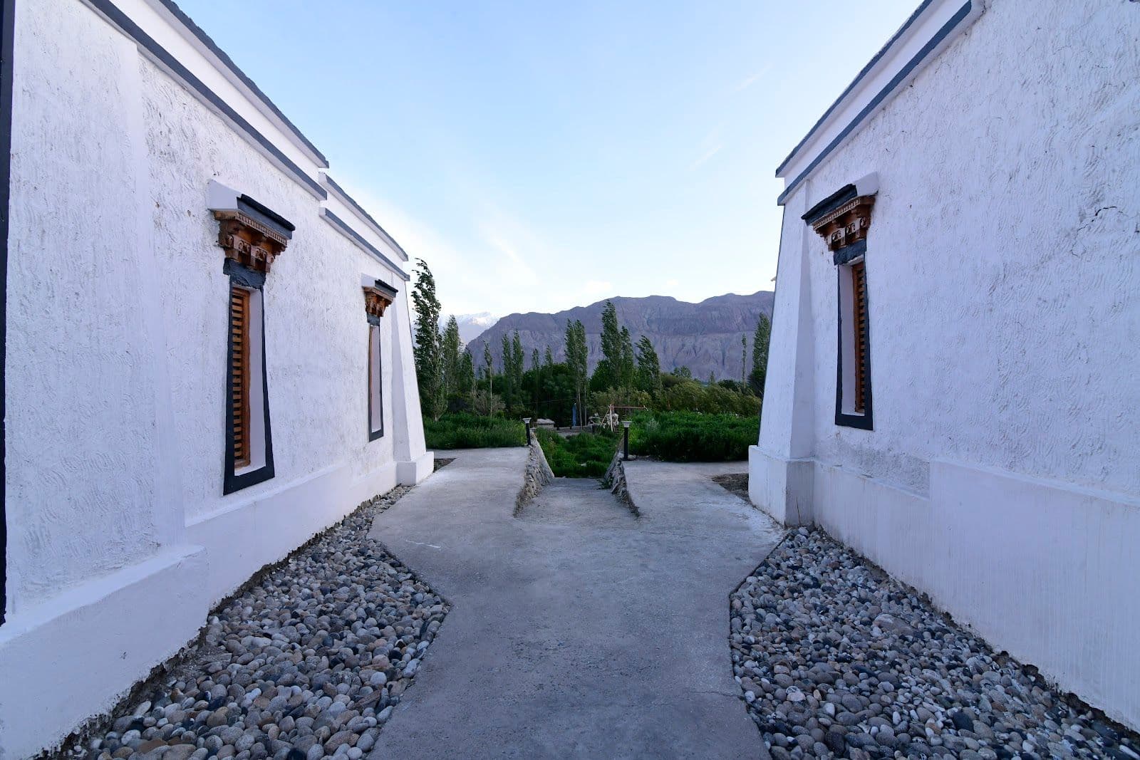 Vacation rentals in Tiggur