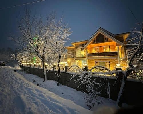 Cottage w/ Mountain Views & Home Meals, Kashmir - Tangmarg, Kashmir