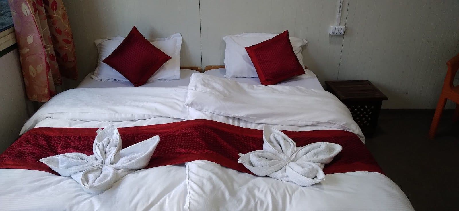 Himalayan Camp w/ Stargazing & Meals, Ladakh in Hunder, Ladakh 2