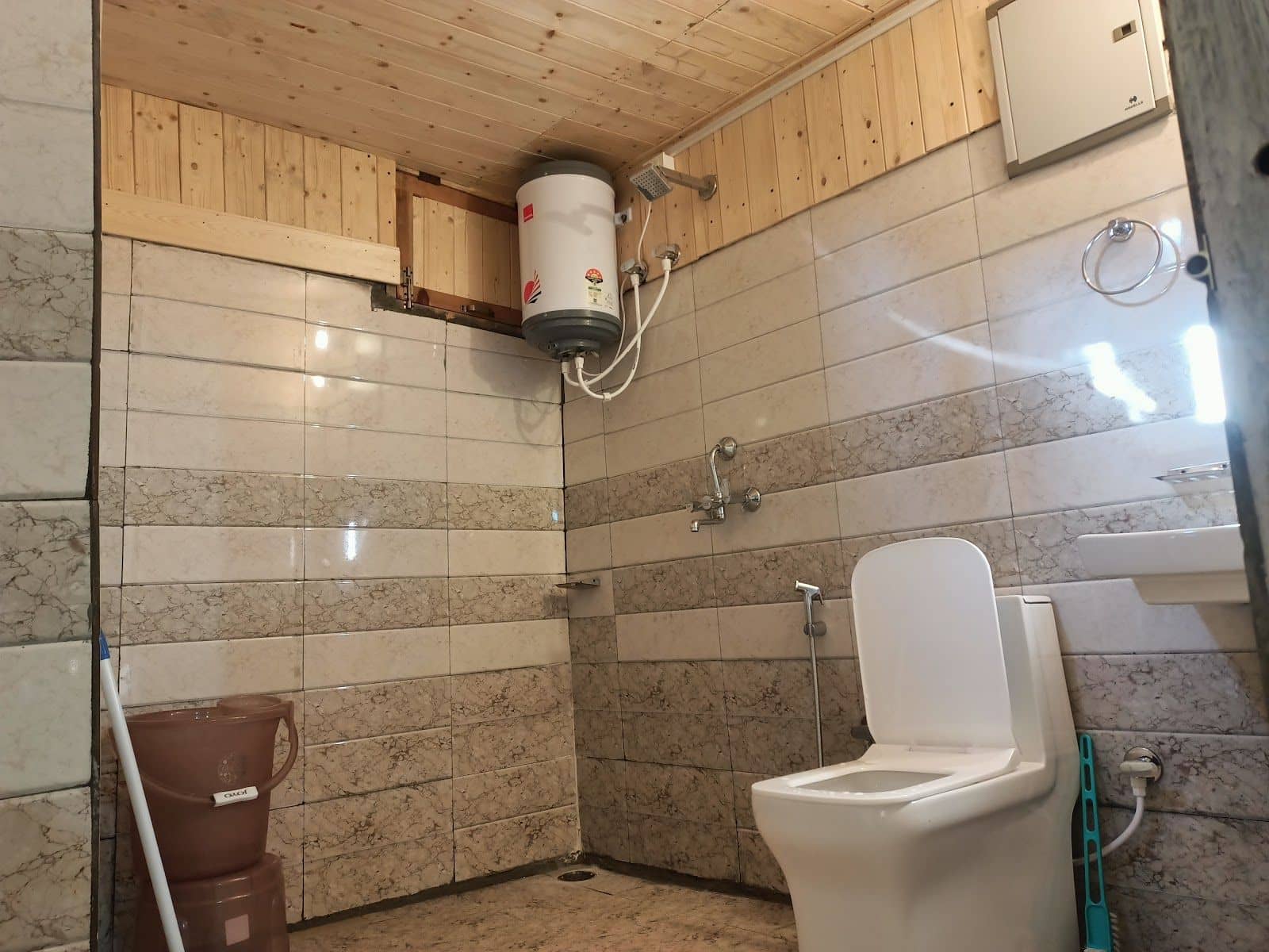 Mountain Homestay w/ Home Meals, Uttarakhand - Chakrata, Uttarakhand photo 4