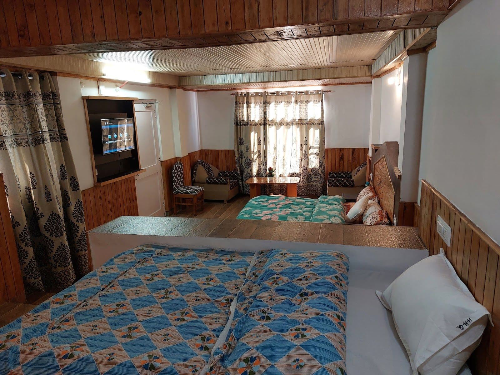 Family Homestay w/ Home Meals & Garden, HP in Banjar, HP 2