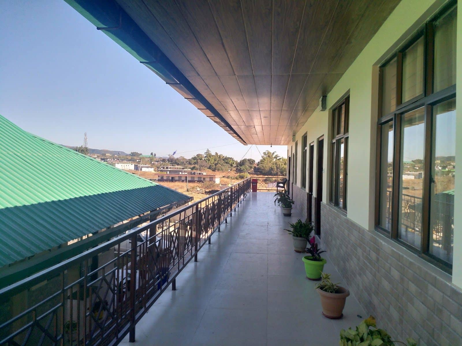 Serene Mountain Retreat with Mesmerizing Views - Cherrapunjee