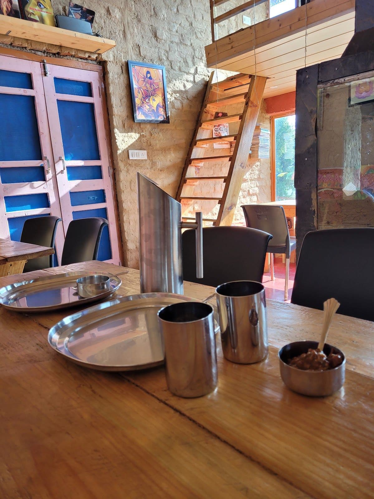 Offbeat Hill Cottage w/ Hikes & Home Meals, HP in Jhatingiri, Himachal Pradesh 8