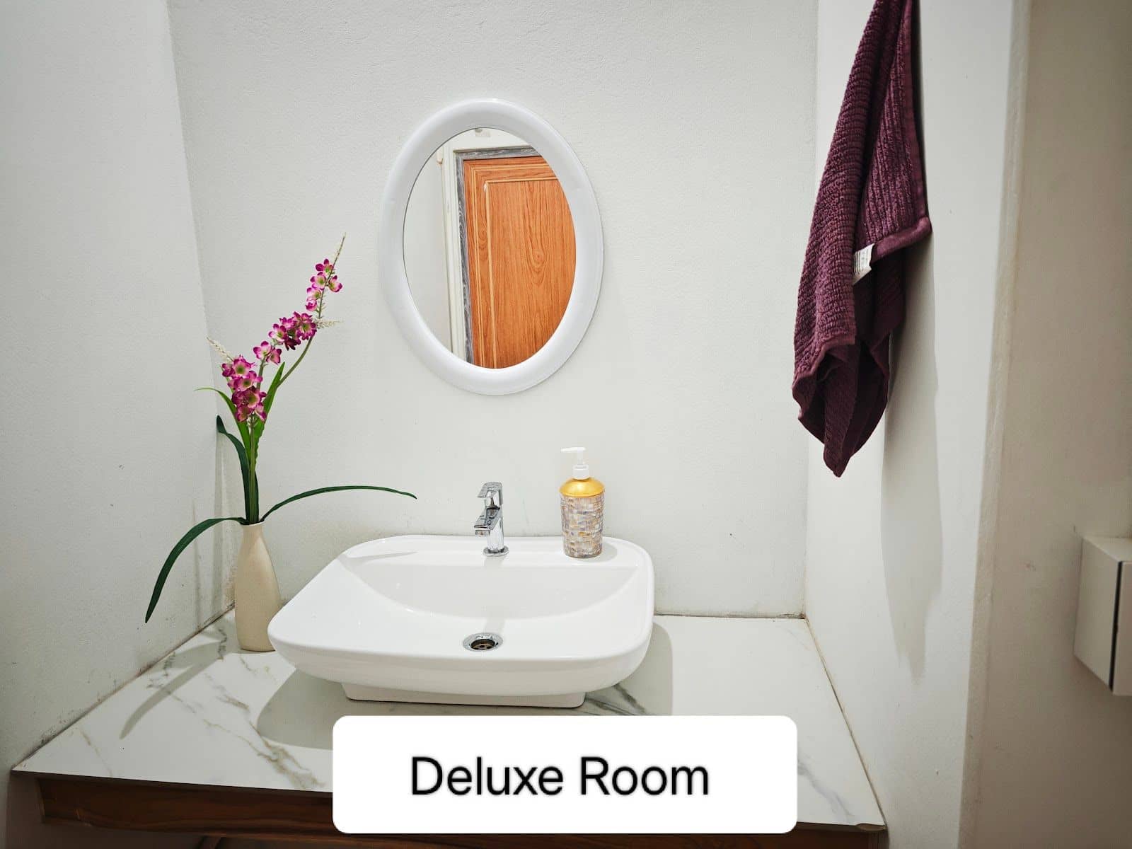 Homestay w/ Balcony Views & Scooter Hire, Mizoram - Mizoram photo 4