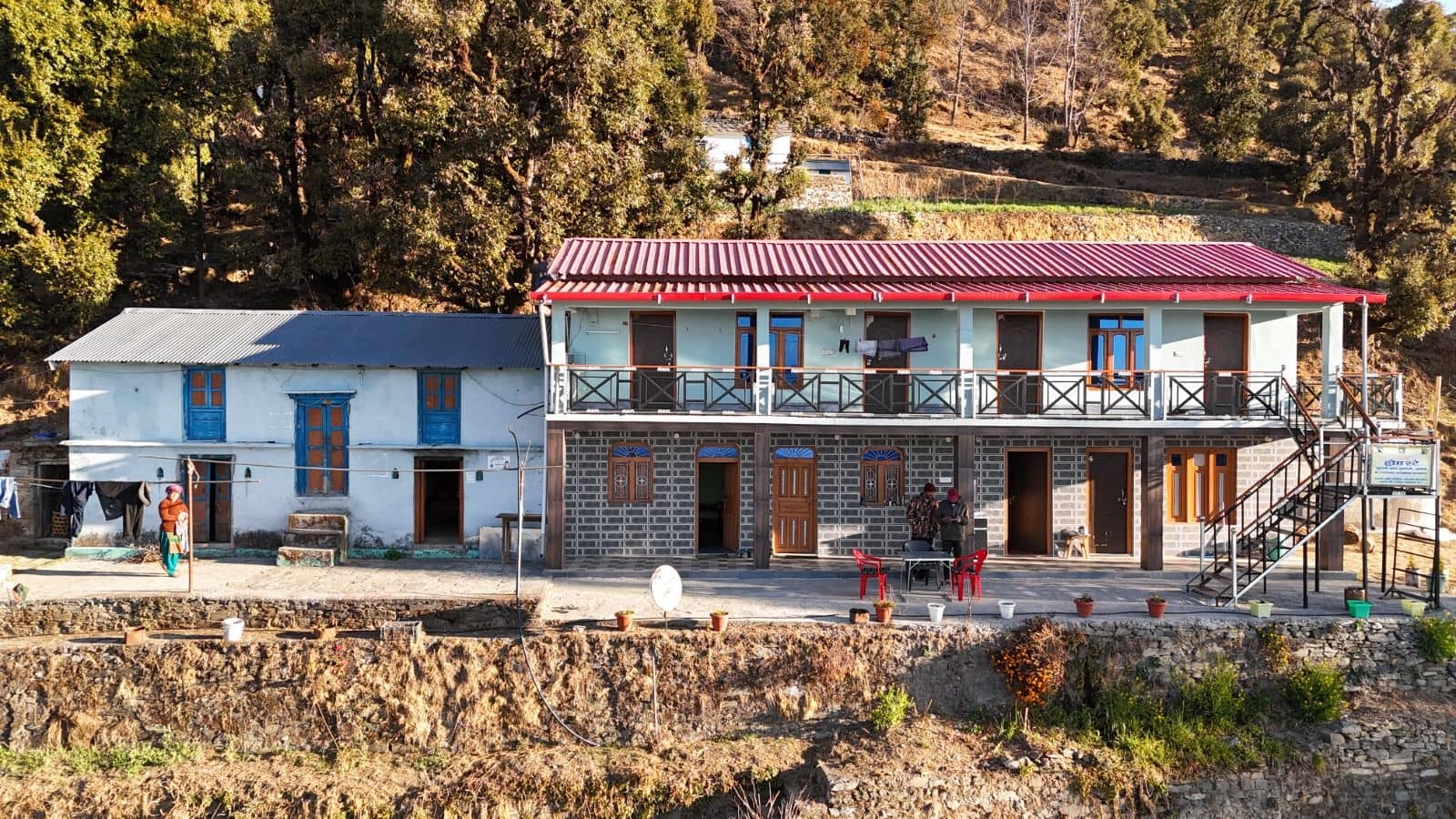 Village Homestay w/ Home Meals & Treks - Mundoli, Uttarakhand photo 5