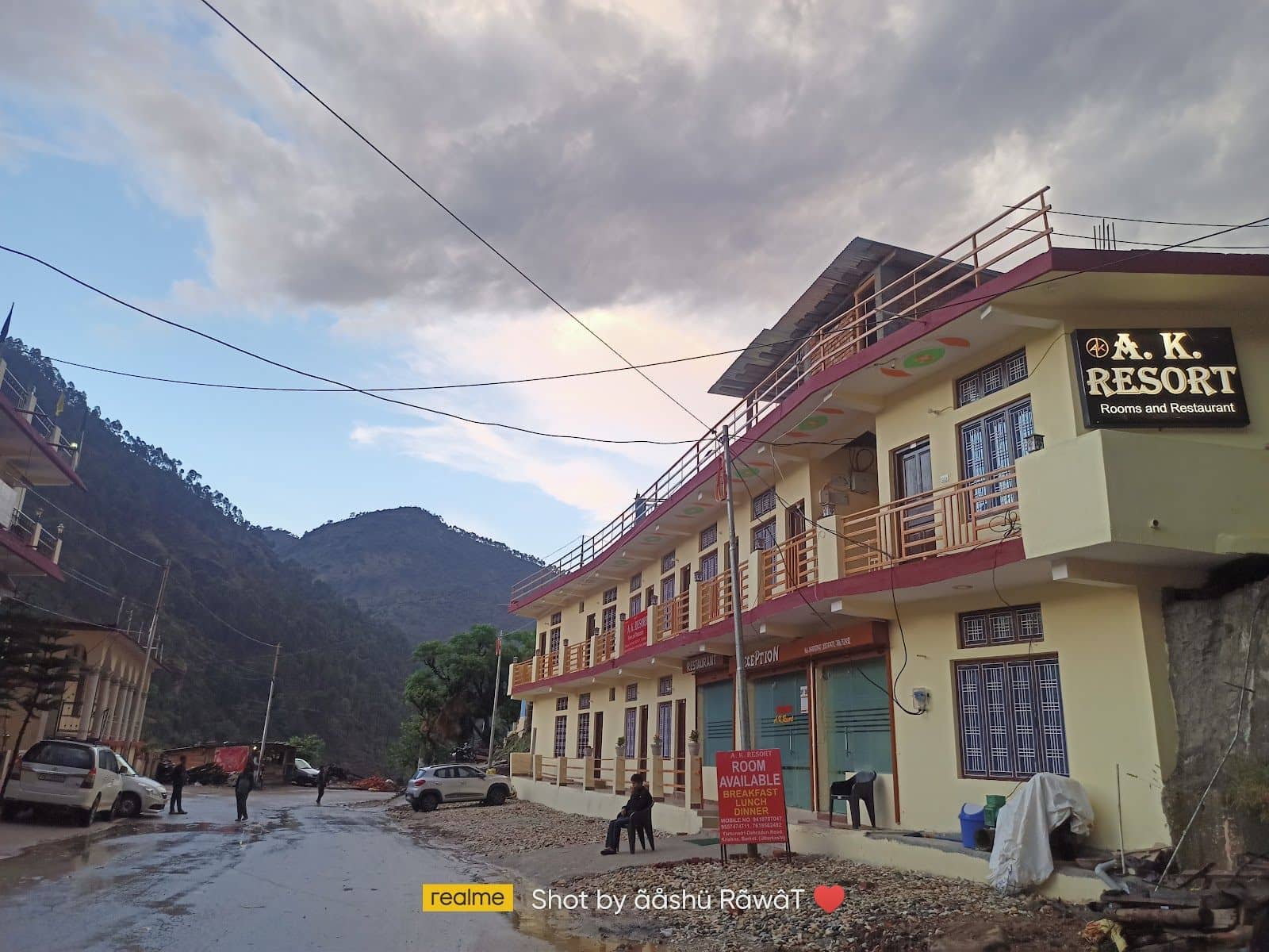 Clean Homestay w/ Homely Food & Staff, Uttarakhand - Barkot, Uttarakhand photo 5