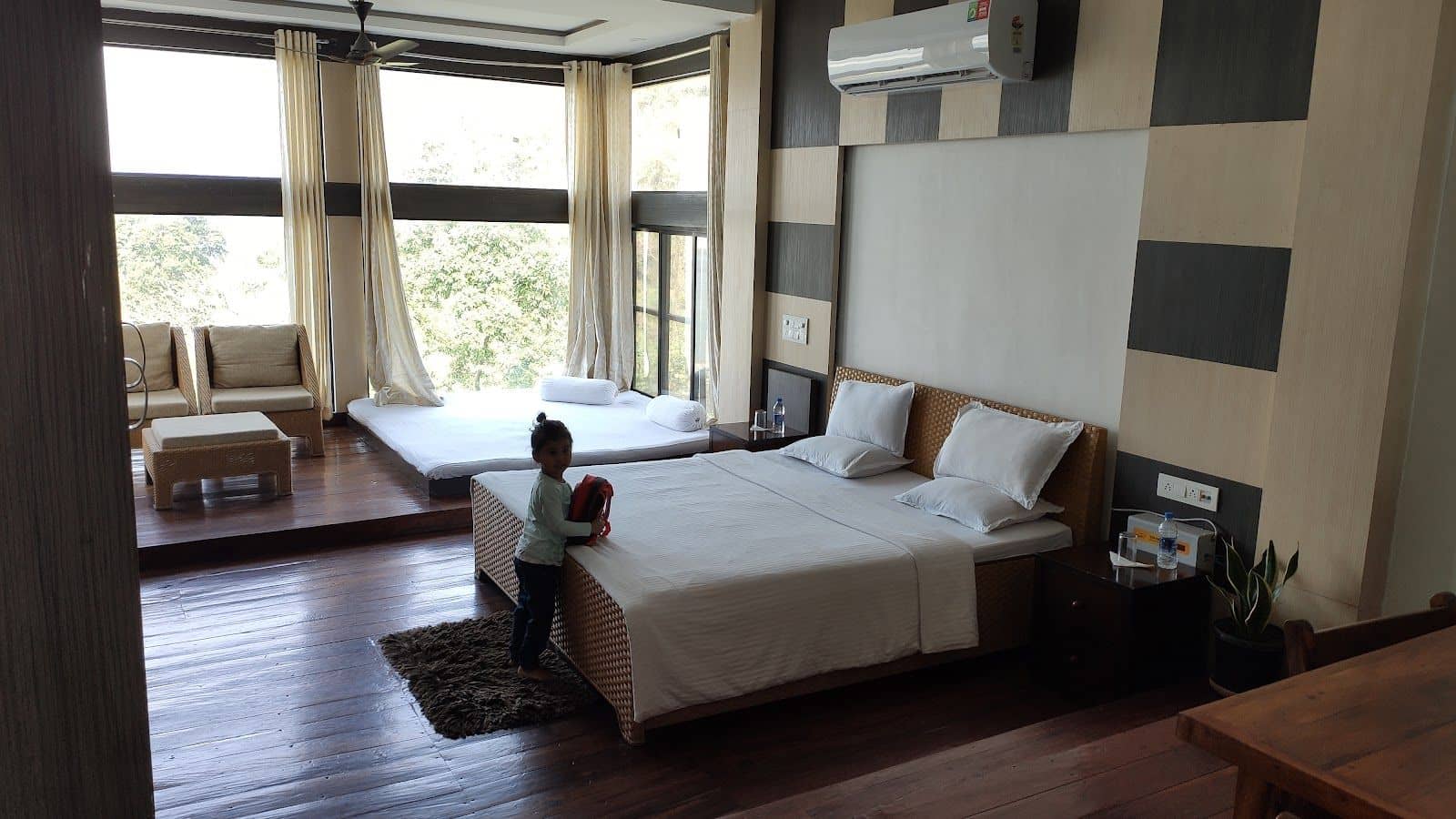 Brahmaputra Views 4BR Bungalow w/ Infinity Pool - Tezpur photo 3