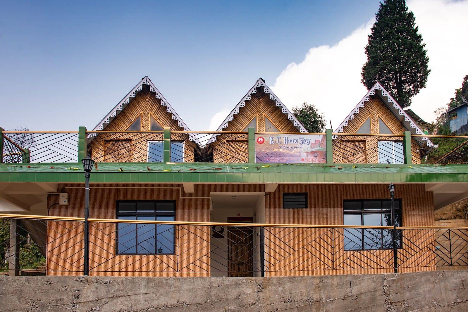 Beautiful Cabins in tea estate w/ yum meals - Mim Tea Garden, Bengal photo 4