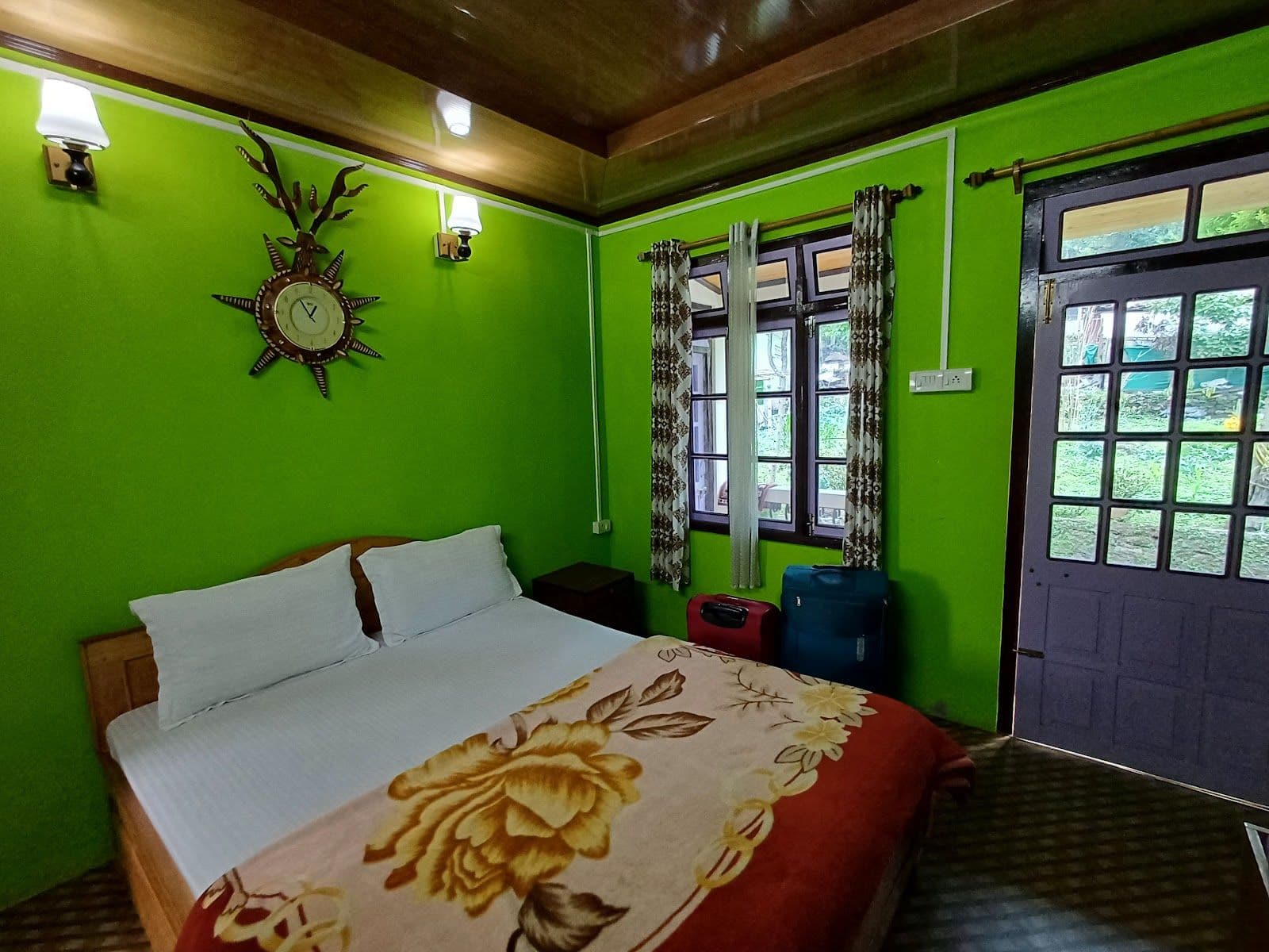 Warm 3BR Natural Home by the river in Mirik 2