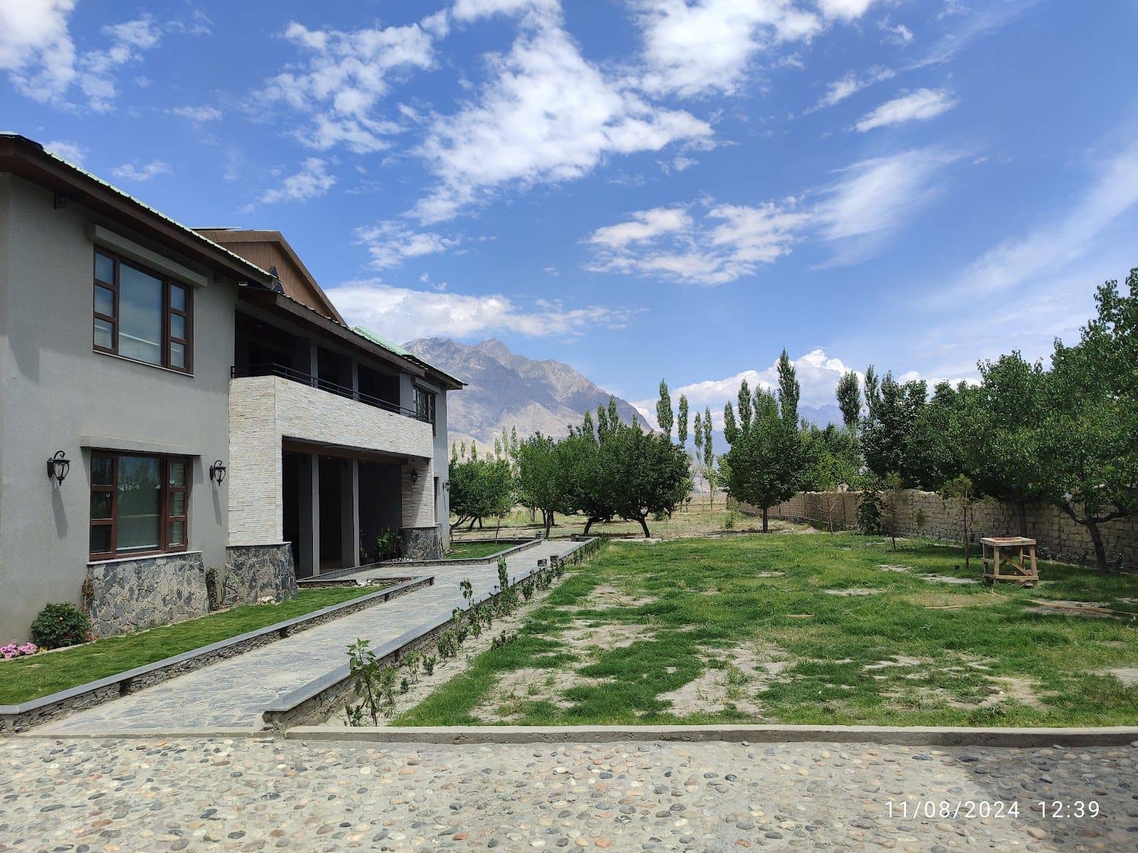 Airport Lodge w/ Home Meals & Lawns, GB - Skardu, GB
