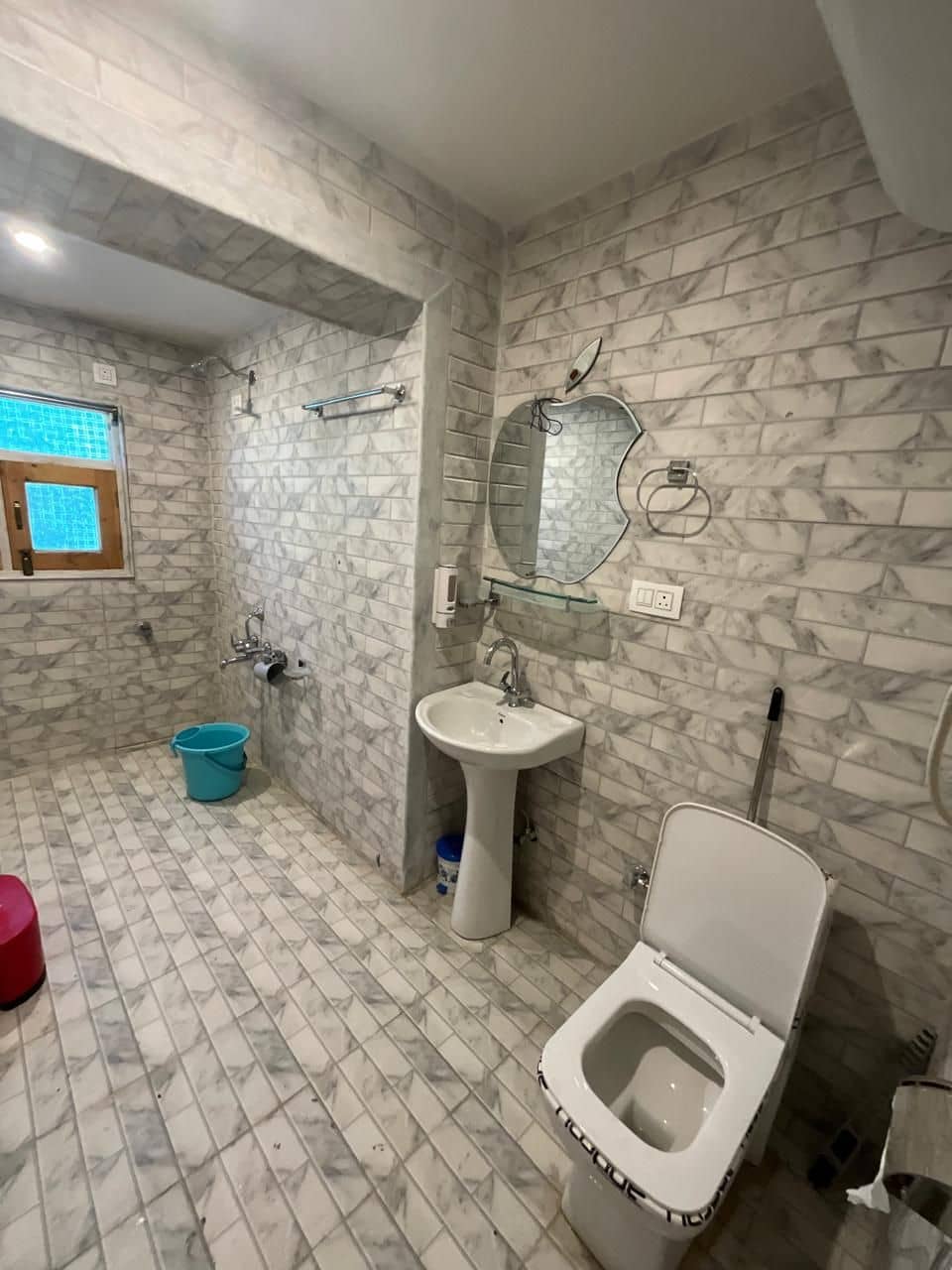 Homestay w/ Garden & Home Meals, J&K - Tangmarg, J&K photo 4