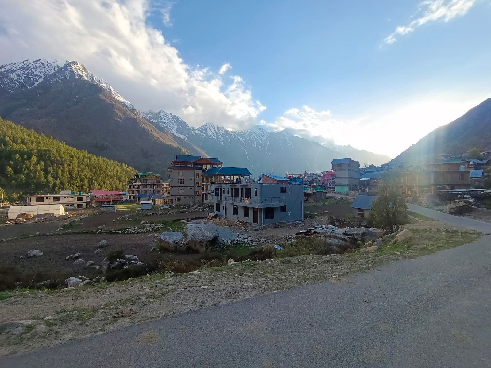 Peaceful Homestay w/ Delicious Home Meals, HP in RR Homestay Chitkul