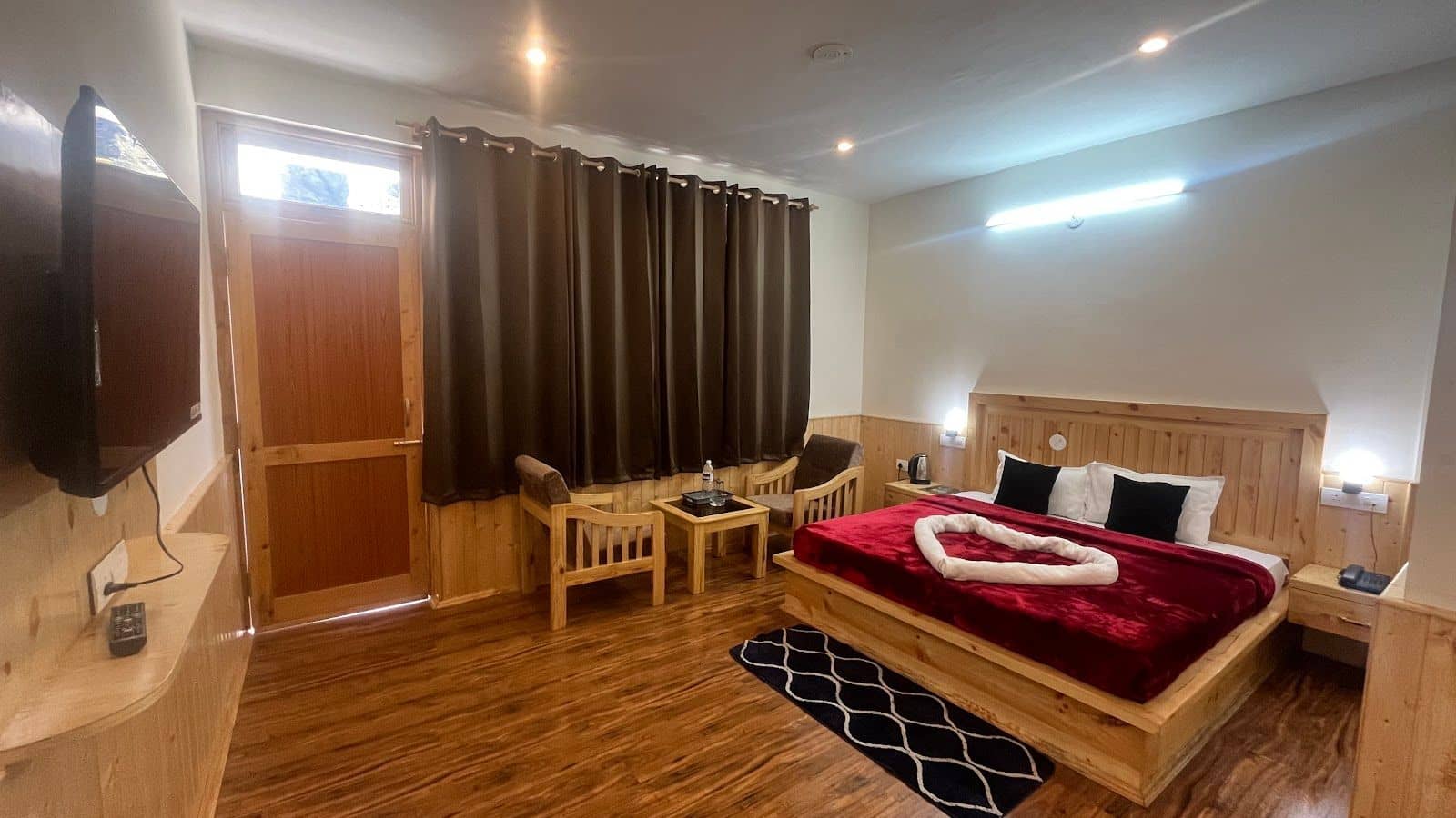 Mountain Homestay w/ Valley Views & Meals, HP - Sissu, HP photo 3