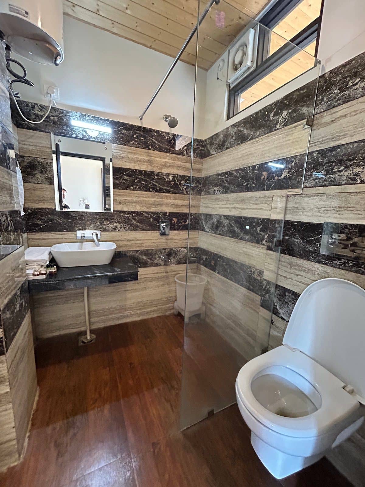 Plantation View Homestay, Ample Parking, HP - Pukhri, HP photo 3