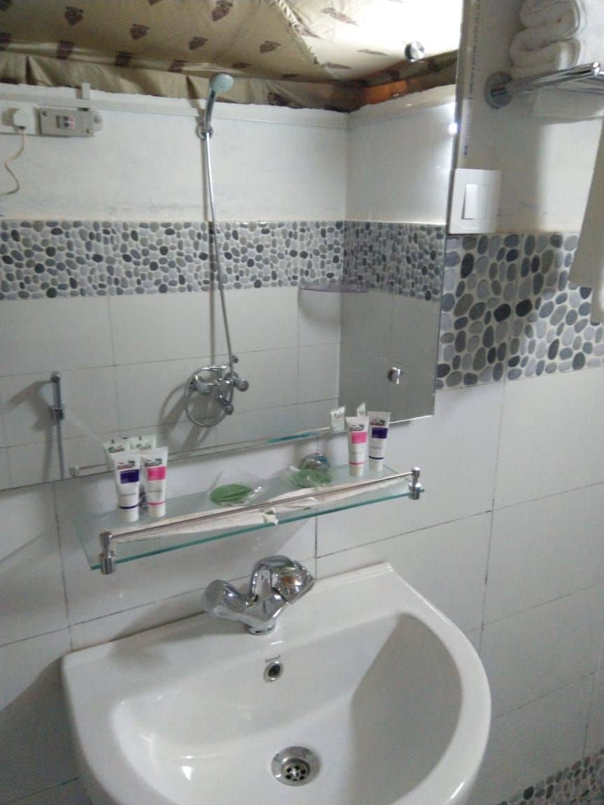 Paragliding Homestay w/ Bonfire Nights, HP - Bir, HP photo 5