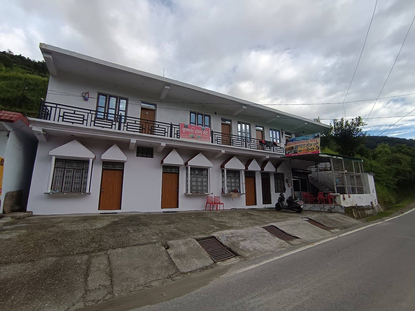 Homestay w/ Home Meals & Rudranath Treks, UK - Gopeshwar, Uttarakhand