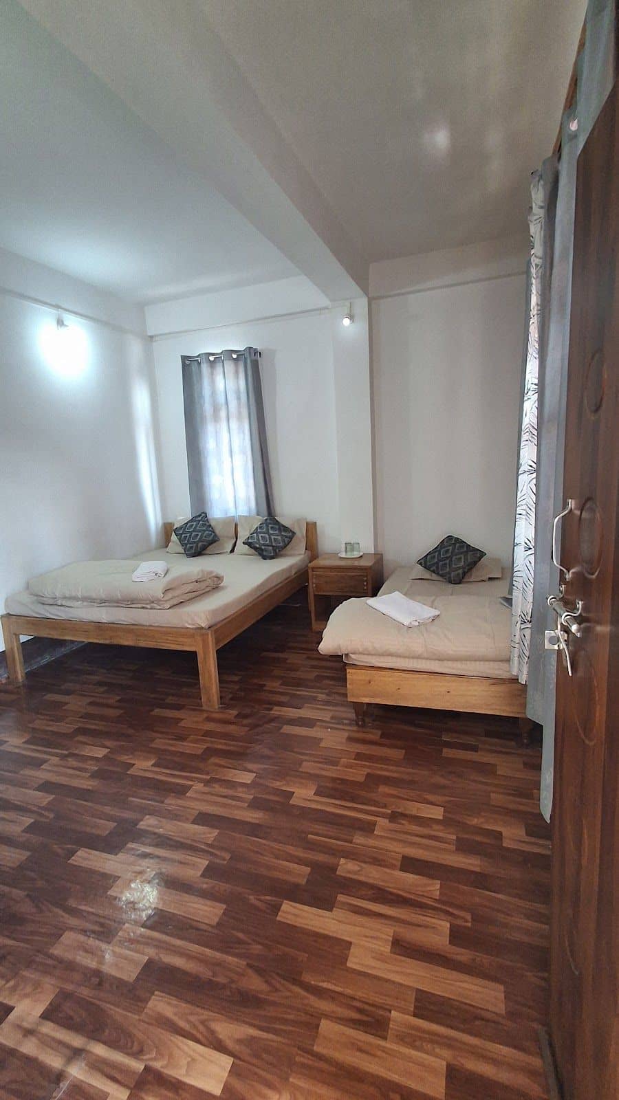 Tranquil Retreat with Spectacular Views - Takdah photo 4