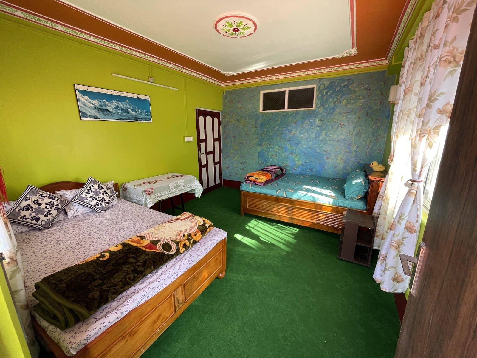 The Kanchenjunga Viewpoint Cabin - Kurseong photo 3