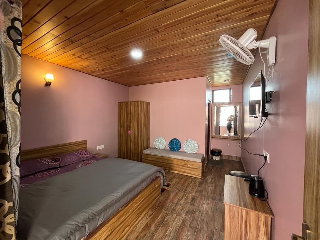 Homestay w/ Splendid Views & Home Meals, Sikkim in Sikkim 2