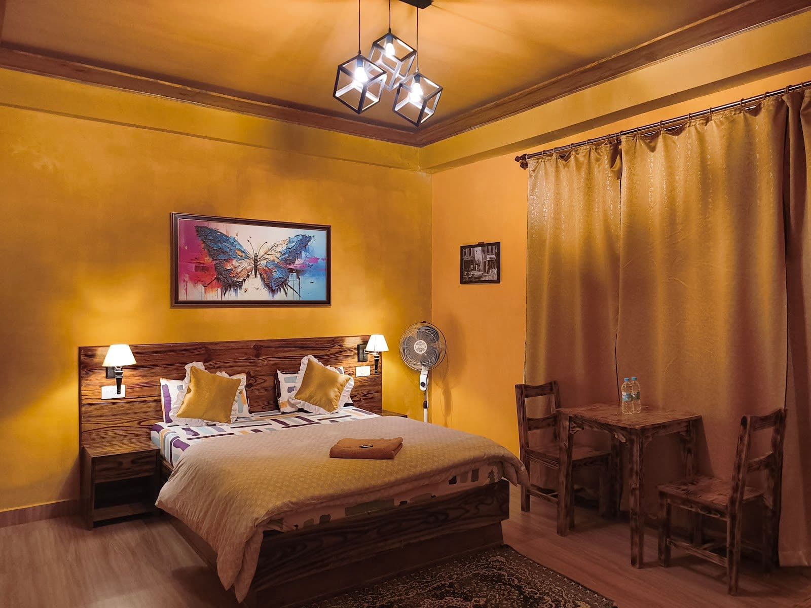 Tranquil Riverside Retreat with Mountain Views photo