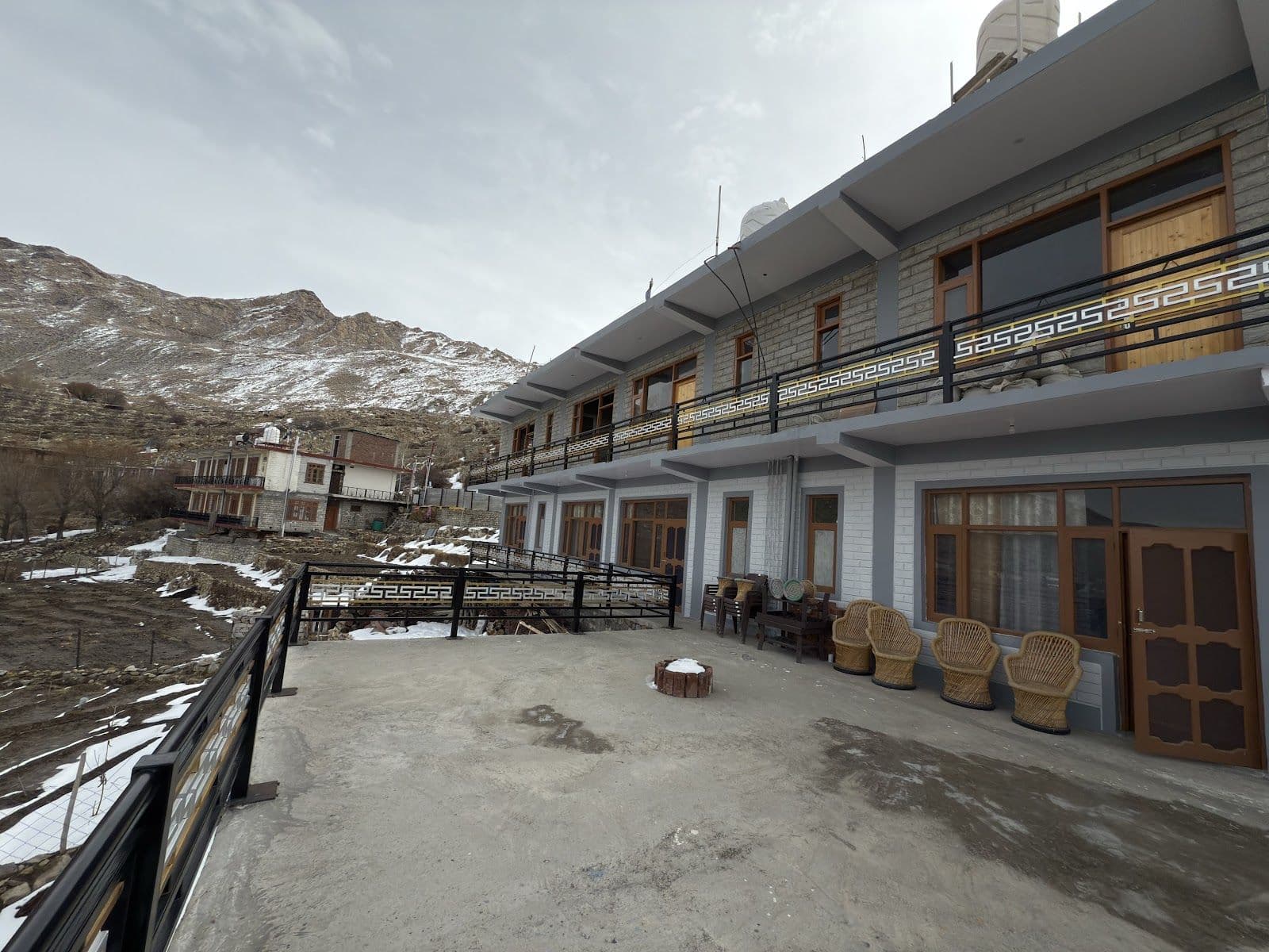 Warm Homestay w/ Home Meals & Views, HP in Nako, HP 1