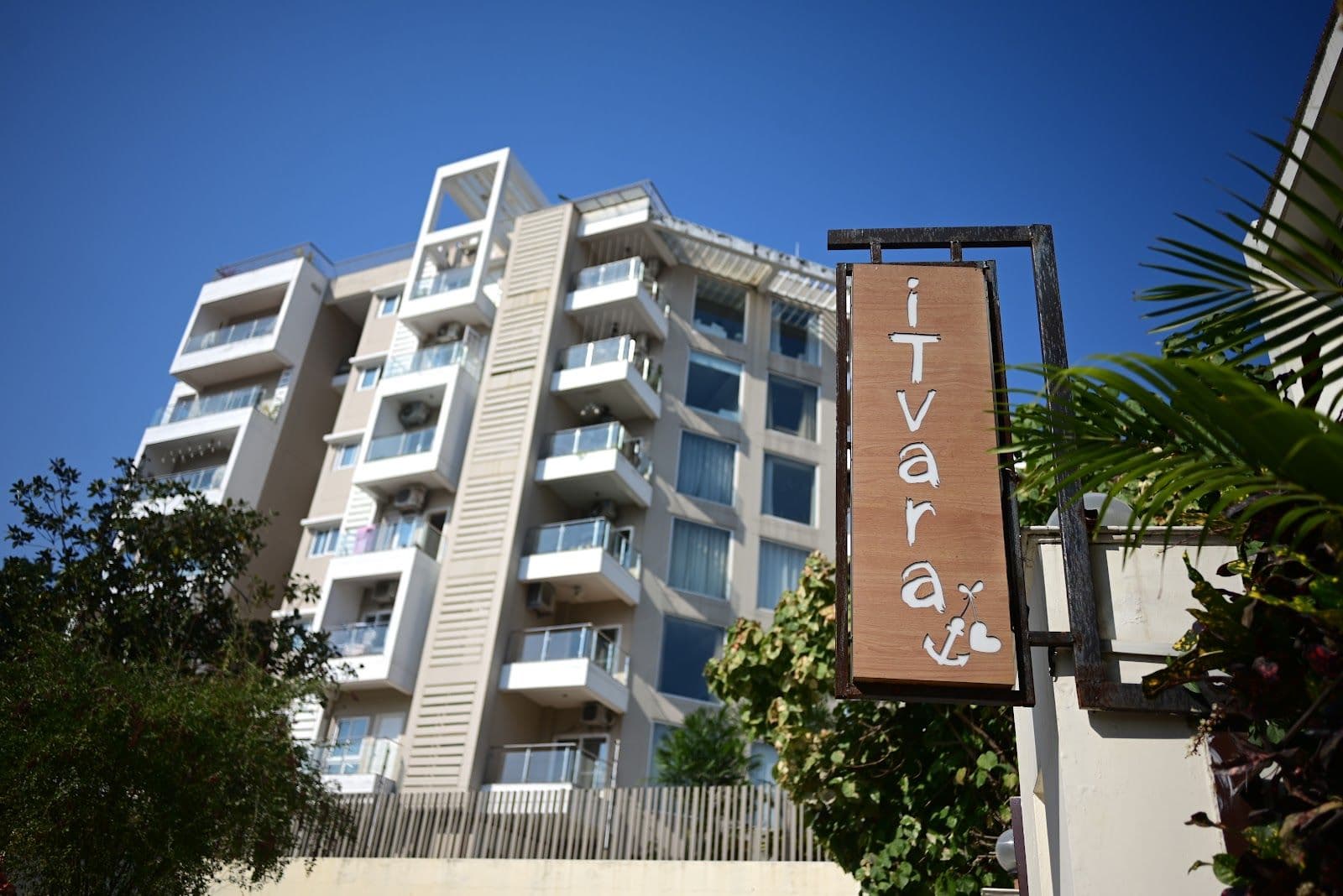 4BR Penthouse w/ Rooftop Views & Ghats in Rishikesh, Uttarakhand 1