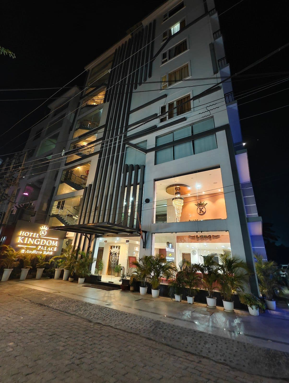 Spacious Homestay w/ Personalized Dinner, Assam in Jorhat 1