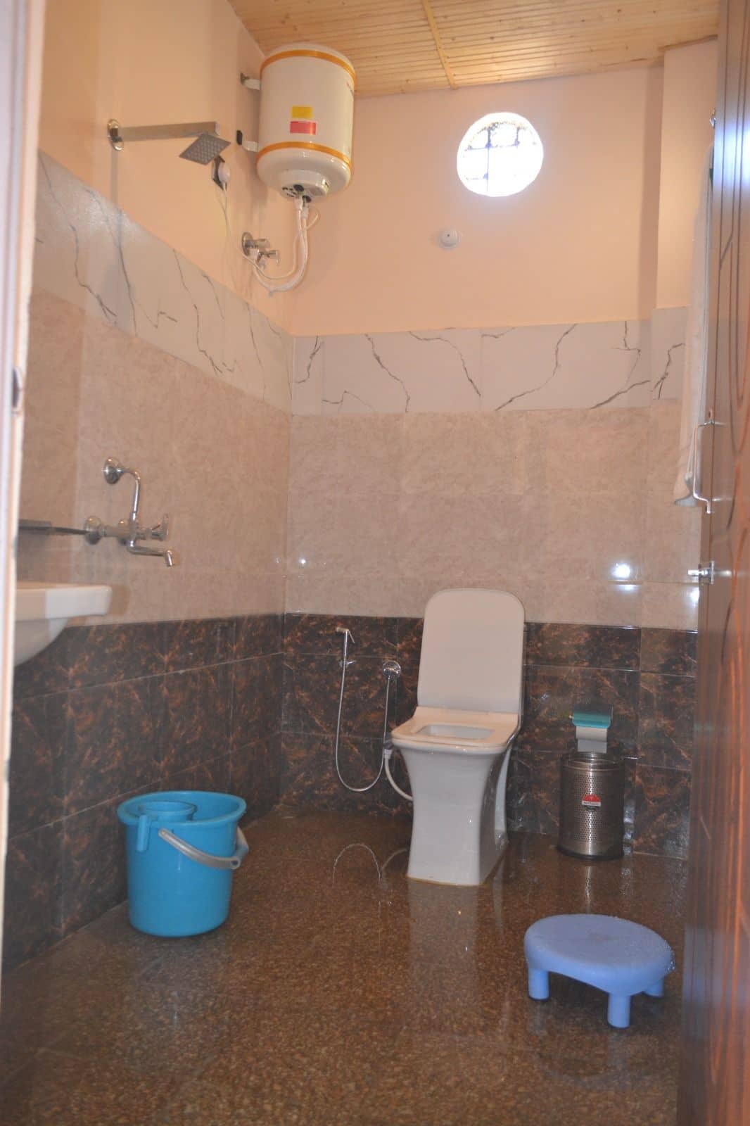 Cottage w/ Balcony Views & Greenery, UT - Uttarakhand photo 4