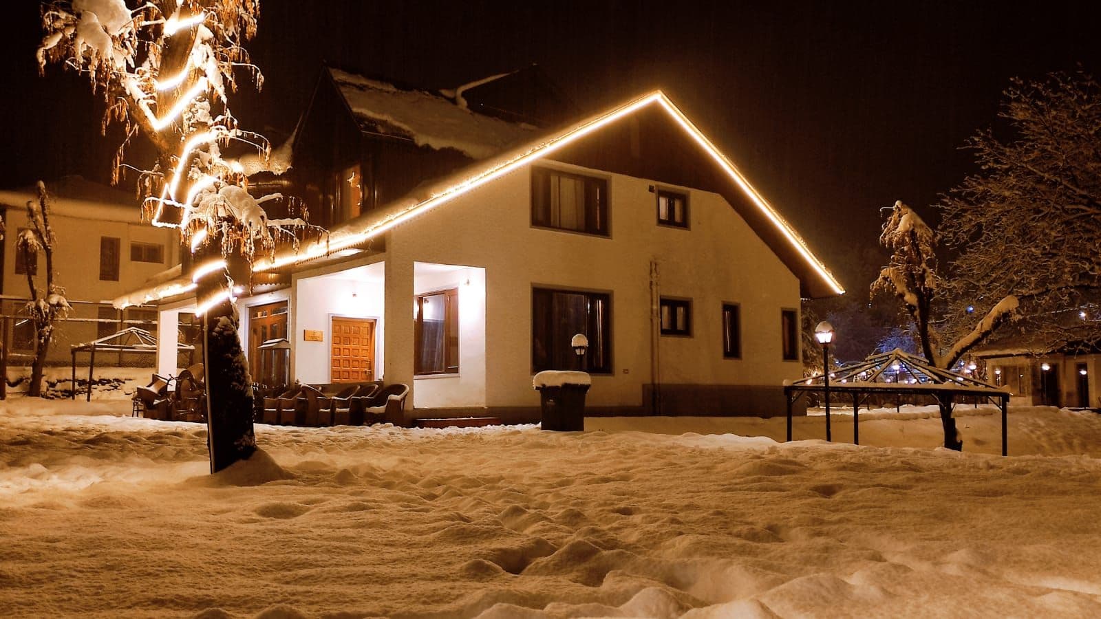 Homestay by the River w/ Mountain Views, J&K in Jammu & Kashmir 8