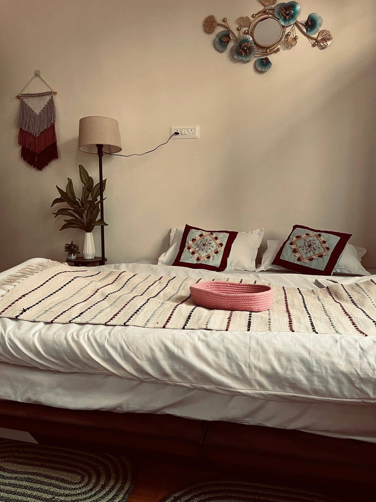 Homestay w/ Terrace Yoga & Home Meals, HP - Yol, HP photo 3