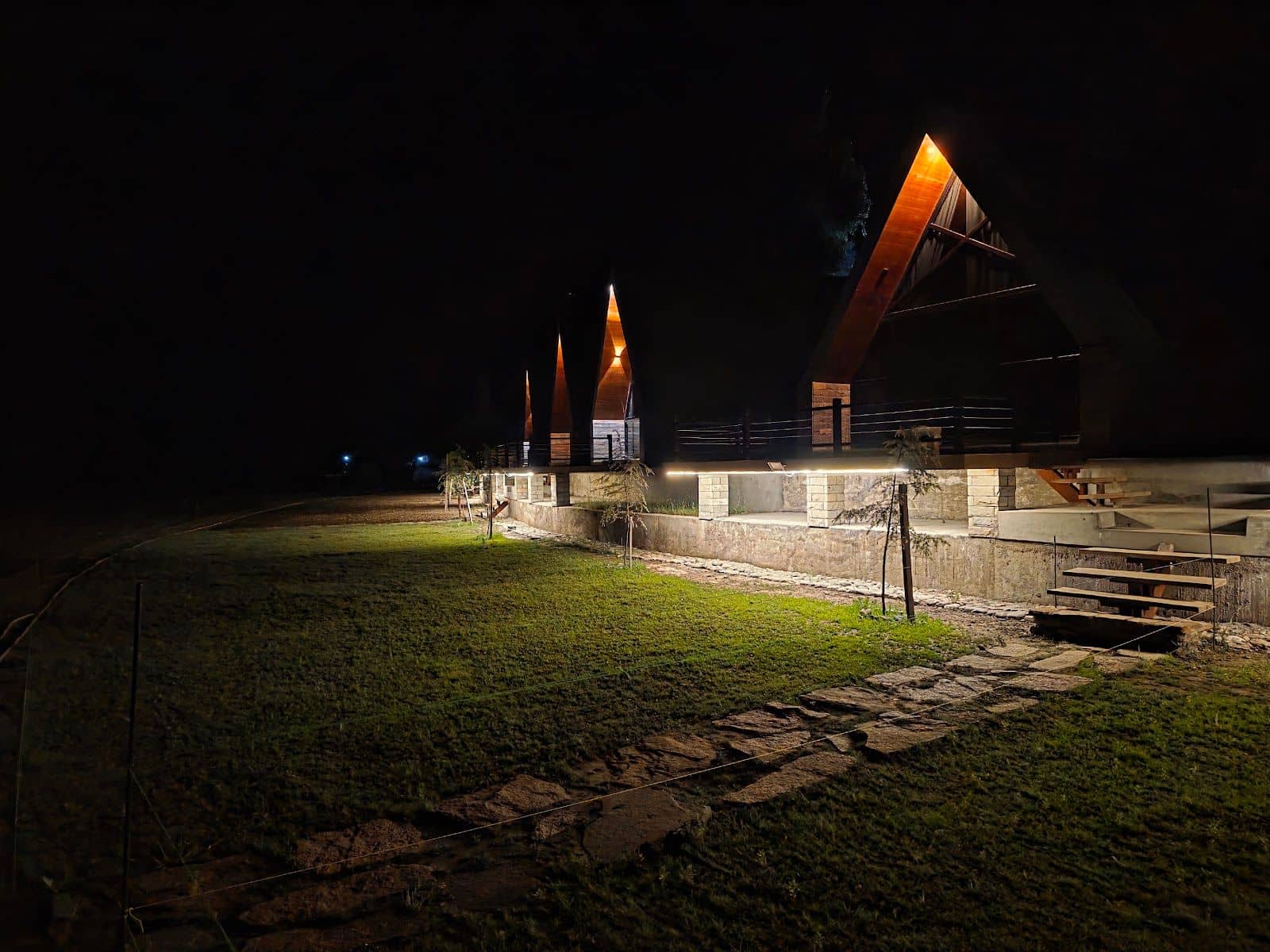 Riverfront Hut w/ Heating & Home Meals, AP - Tehjian Valley, AP