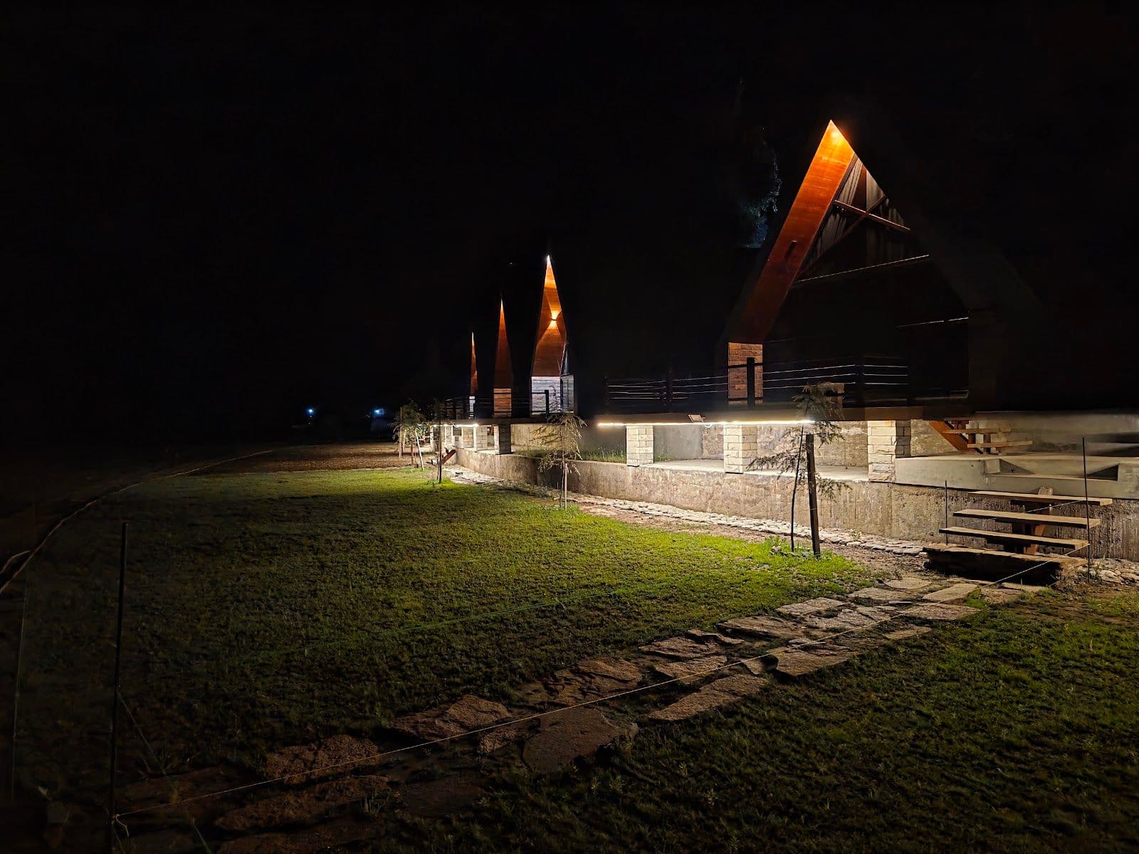 Riverfront Hut w/ Heating & Home Meals, AP in Tehjian Valley, AP 1