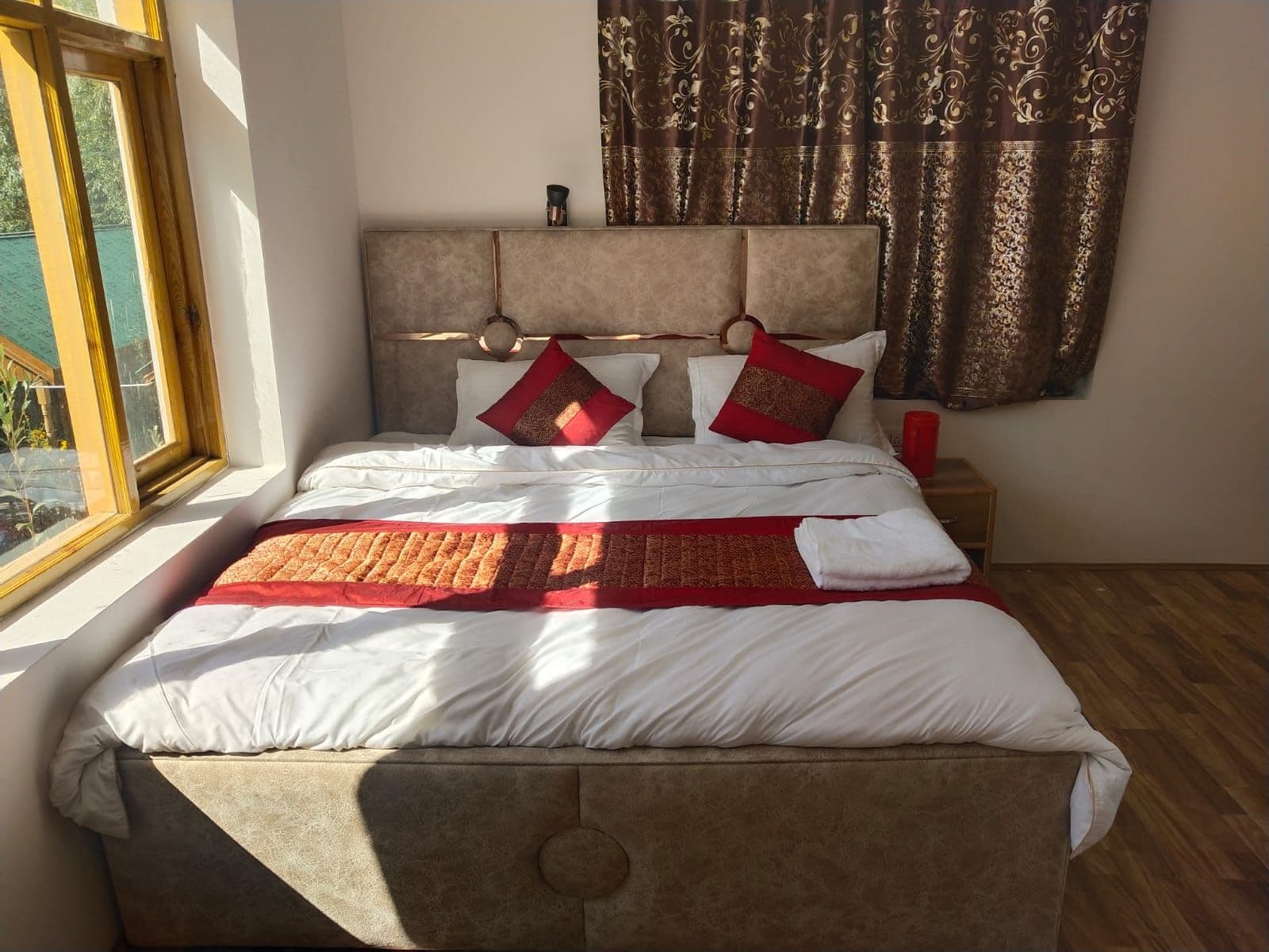 Cottage w/ Lawns & War Memorial Access, Ladakh in Dras, Ladakh 2