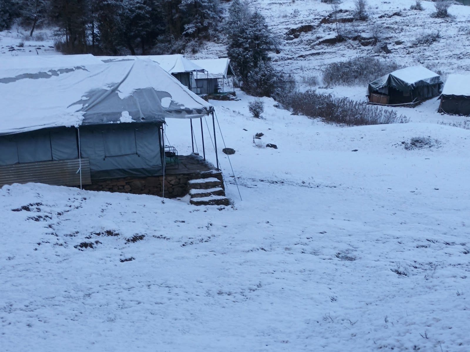 Himalayan View Camp w/ Bonfire & Treks in Duggal Bittha, Uttarakhand 8