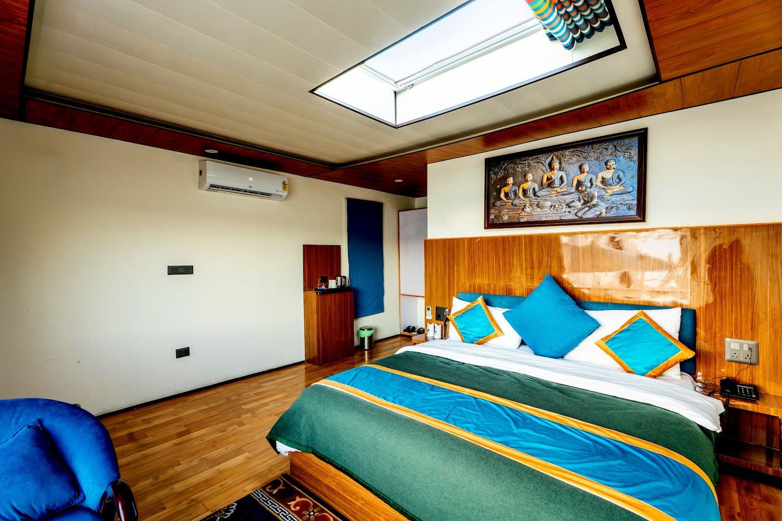 Elevated Hut w/ Lake Views & Meals, Ladakh in Spangmik, Ladakh 2